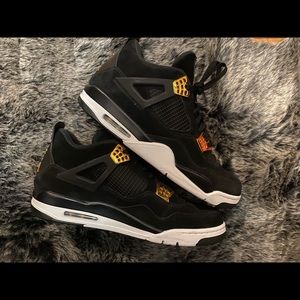 Air Jordan 4 Retro “Royalty”